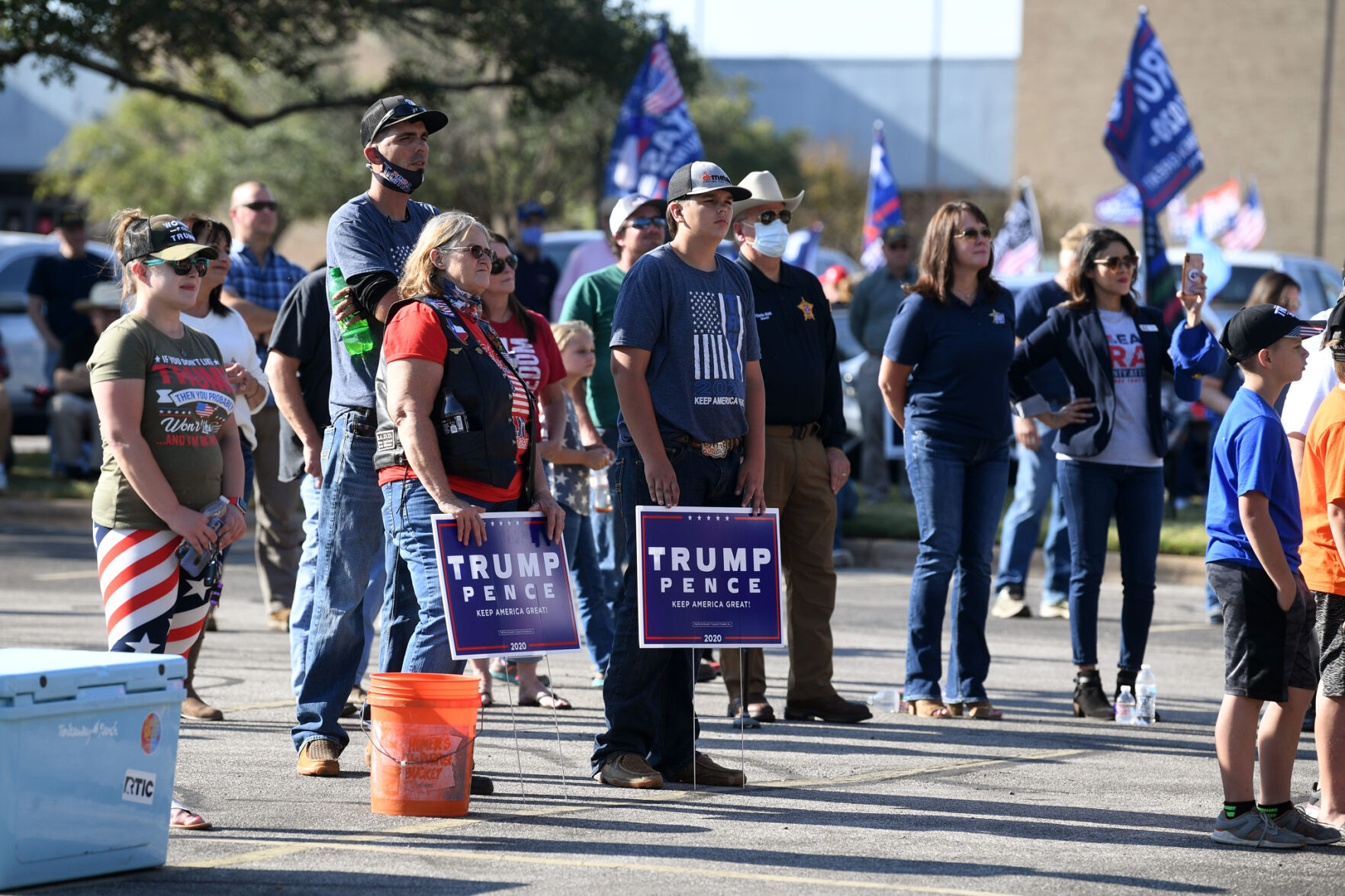 Back the Blue first responders rally